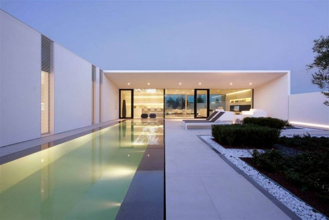 Jesolo Lido Pool Villa - JM Architecture