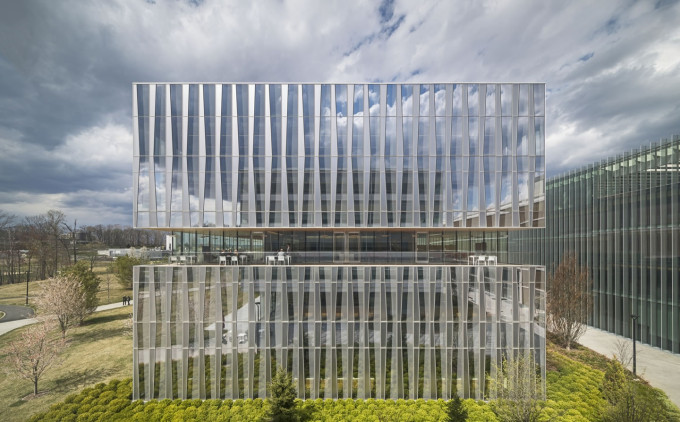 Novartis Office Building 335 - Weiss/Manfredi