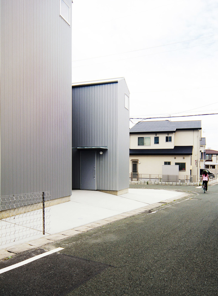 House in Kosai - Shuhei Goto Architects